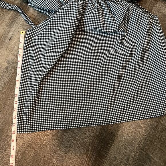 EUC Who What Wear off the shoulder top sz L - Picture 7 of 7